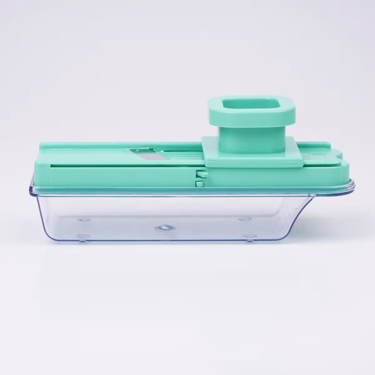 Rosemary Cove Polypropylene Dry Fruit Chopper in Mint
