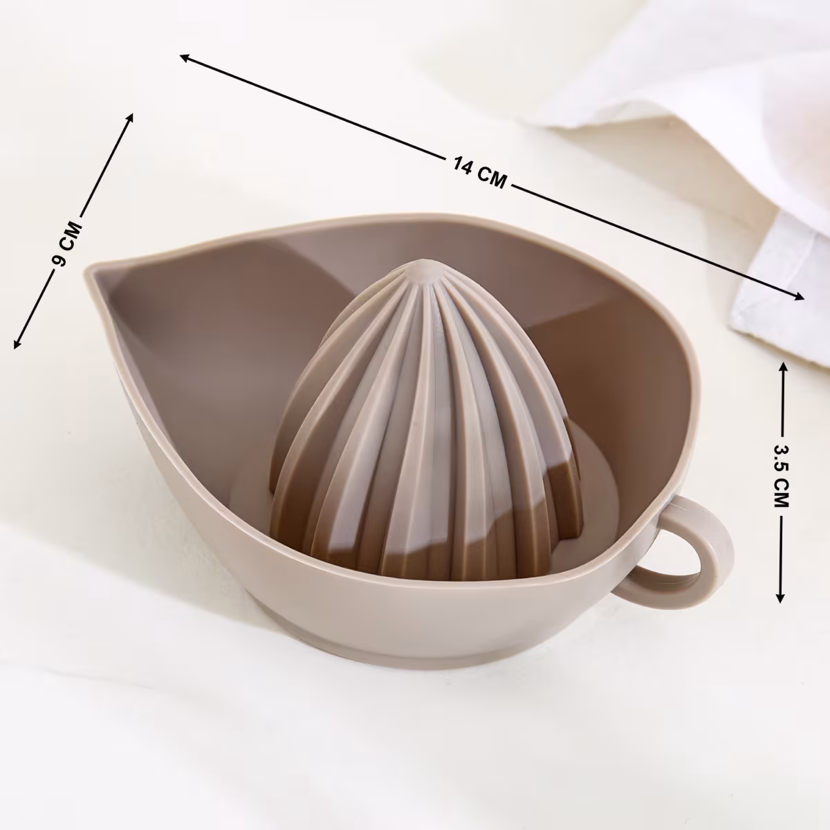 Rosemary Springfield Silicone Lemon Juicer in Brown