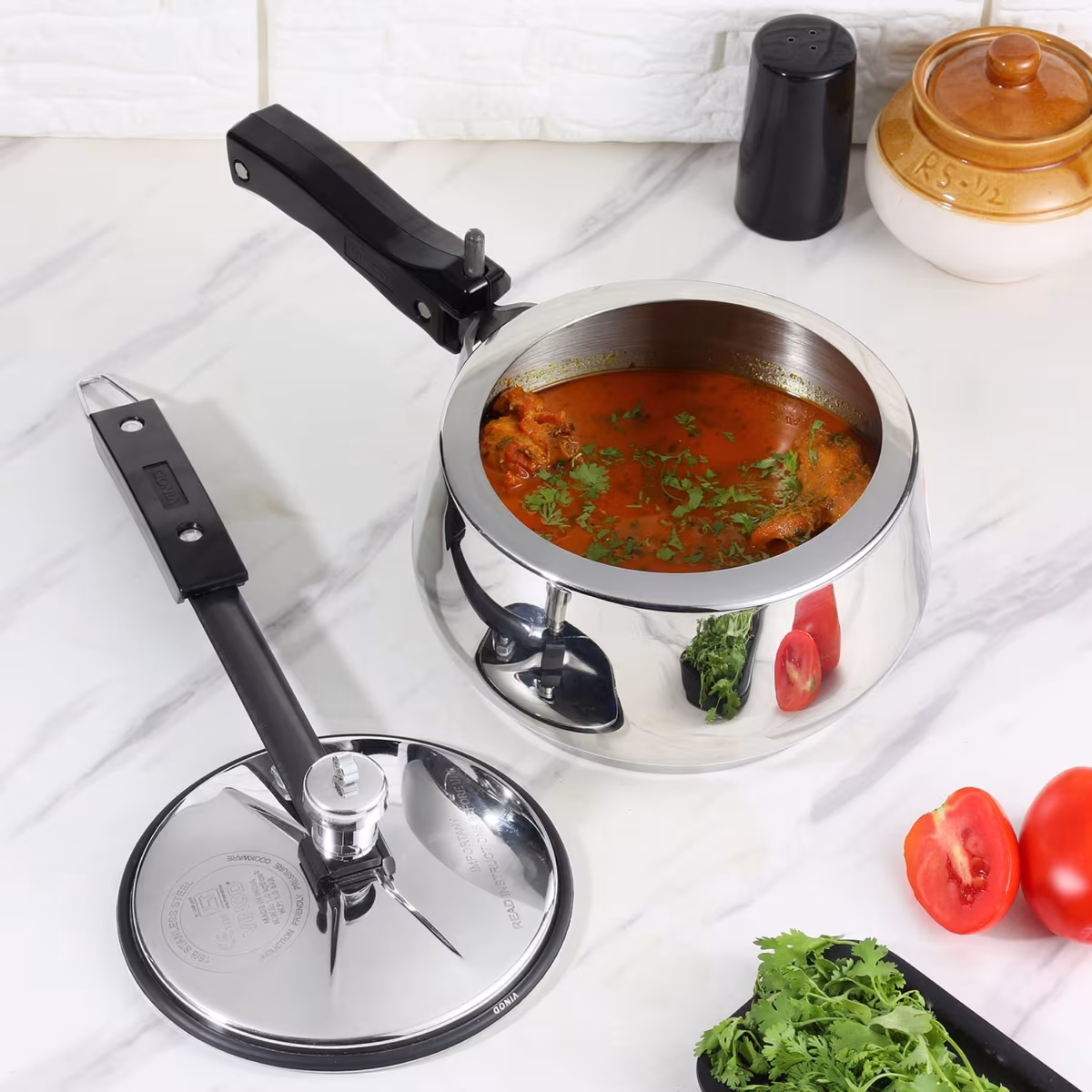 VINOD Europa 18/8 Stainless Steel Inner Lid Pressure Cooker - 1.5L in Silver