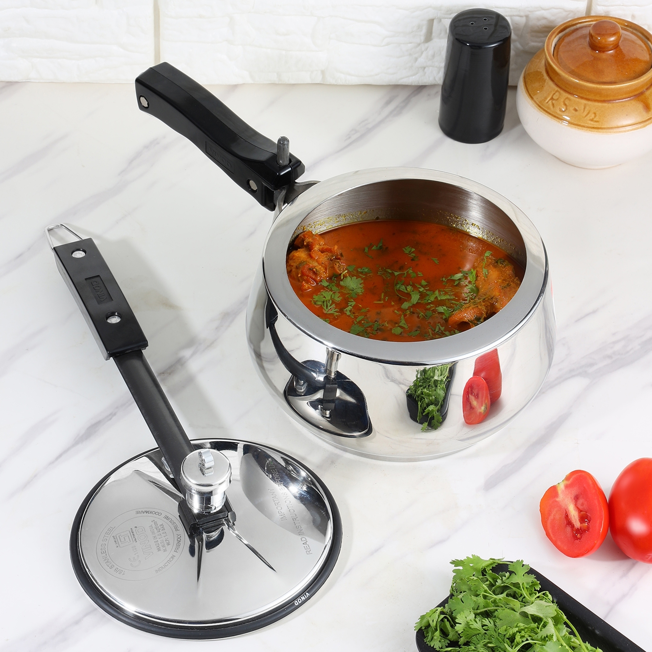 VINOD Europa 18/8 Stainless Steel Inner Lid Pressure Cooker - 1.5L in Silver