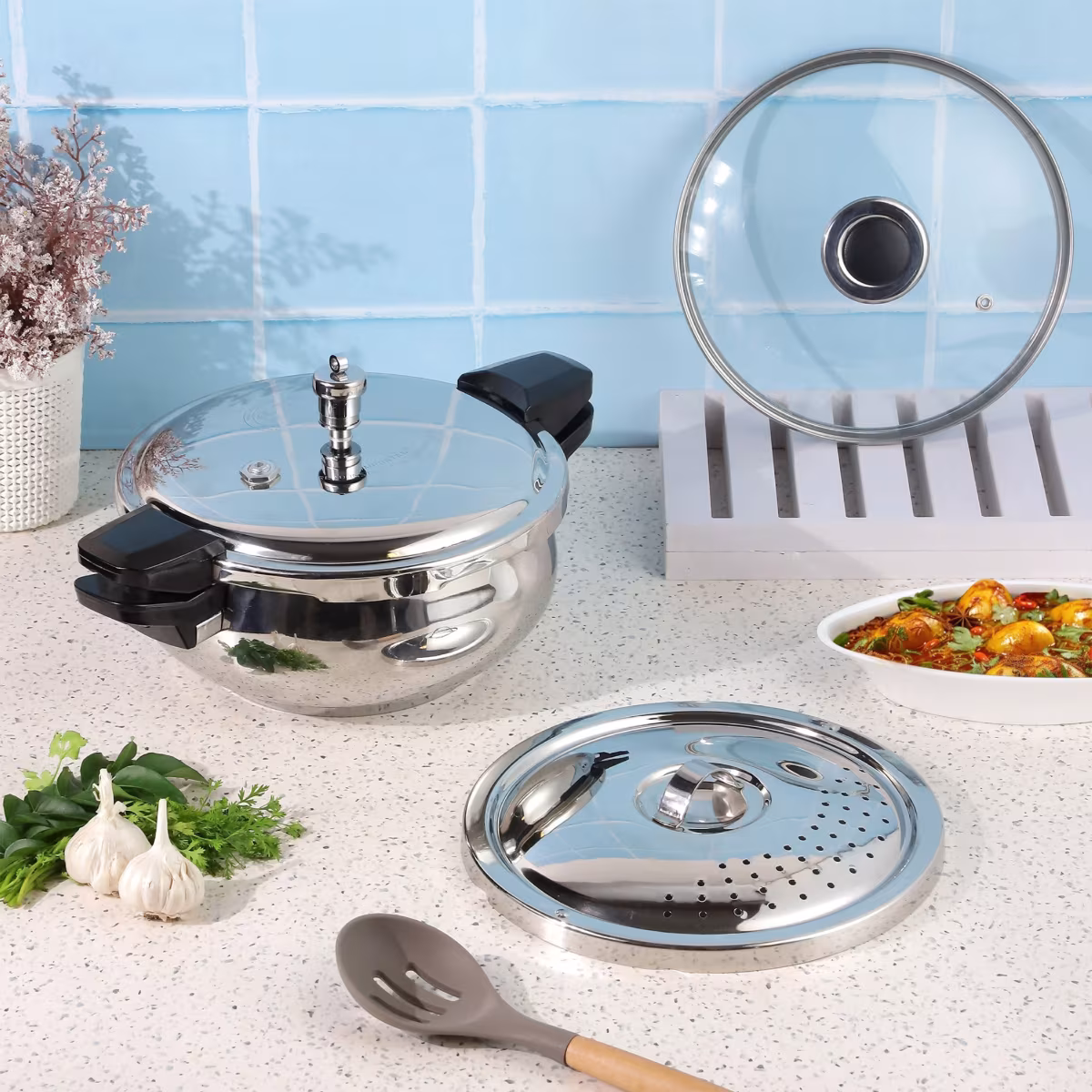 VINOD Magic 18/8 Stainless Steel Pressure Cooker with 3 Lids - 5.5L in Silver