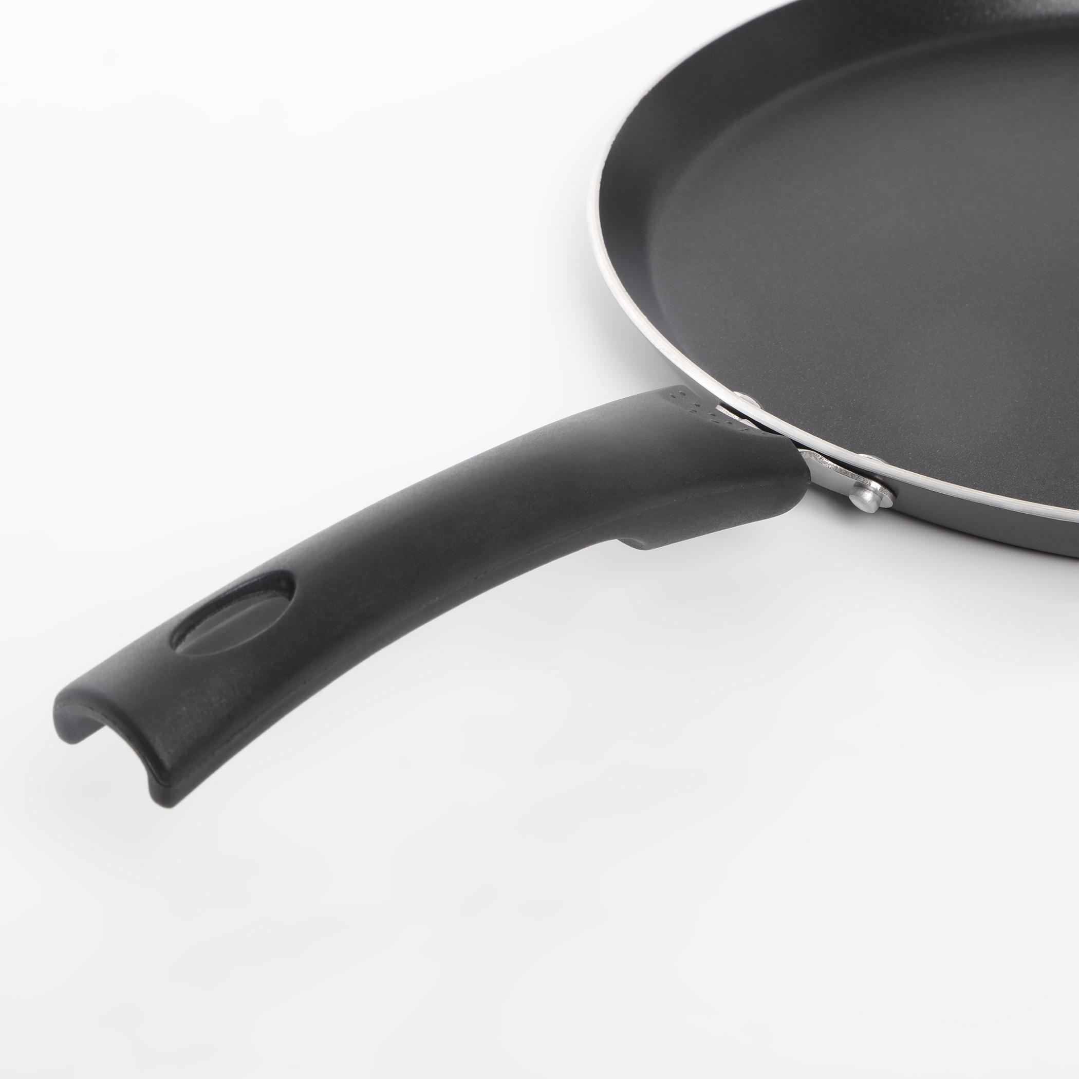 Fiona Sebron Aluminium Dosa Tawa - 45cm in Black