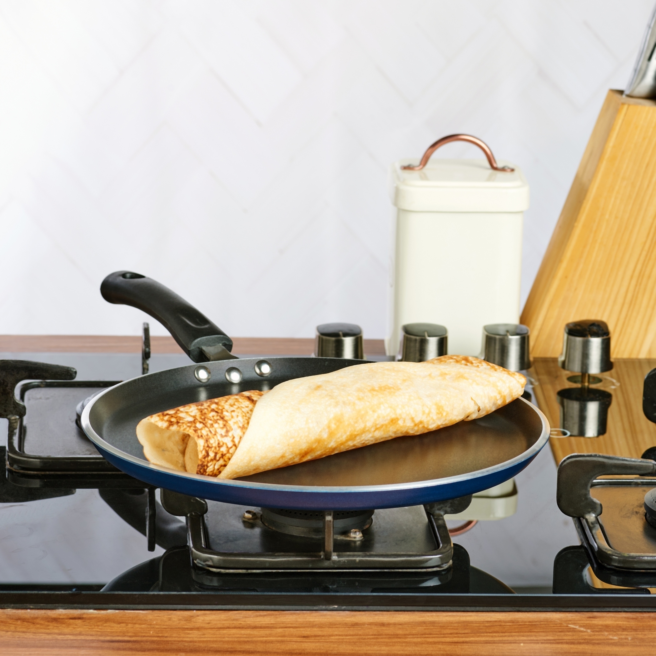 VINOD Zest Aluminium Non-Stick 3mm Thickness Dosa Tawa - 30cm in Blue