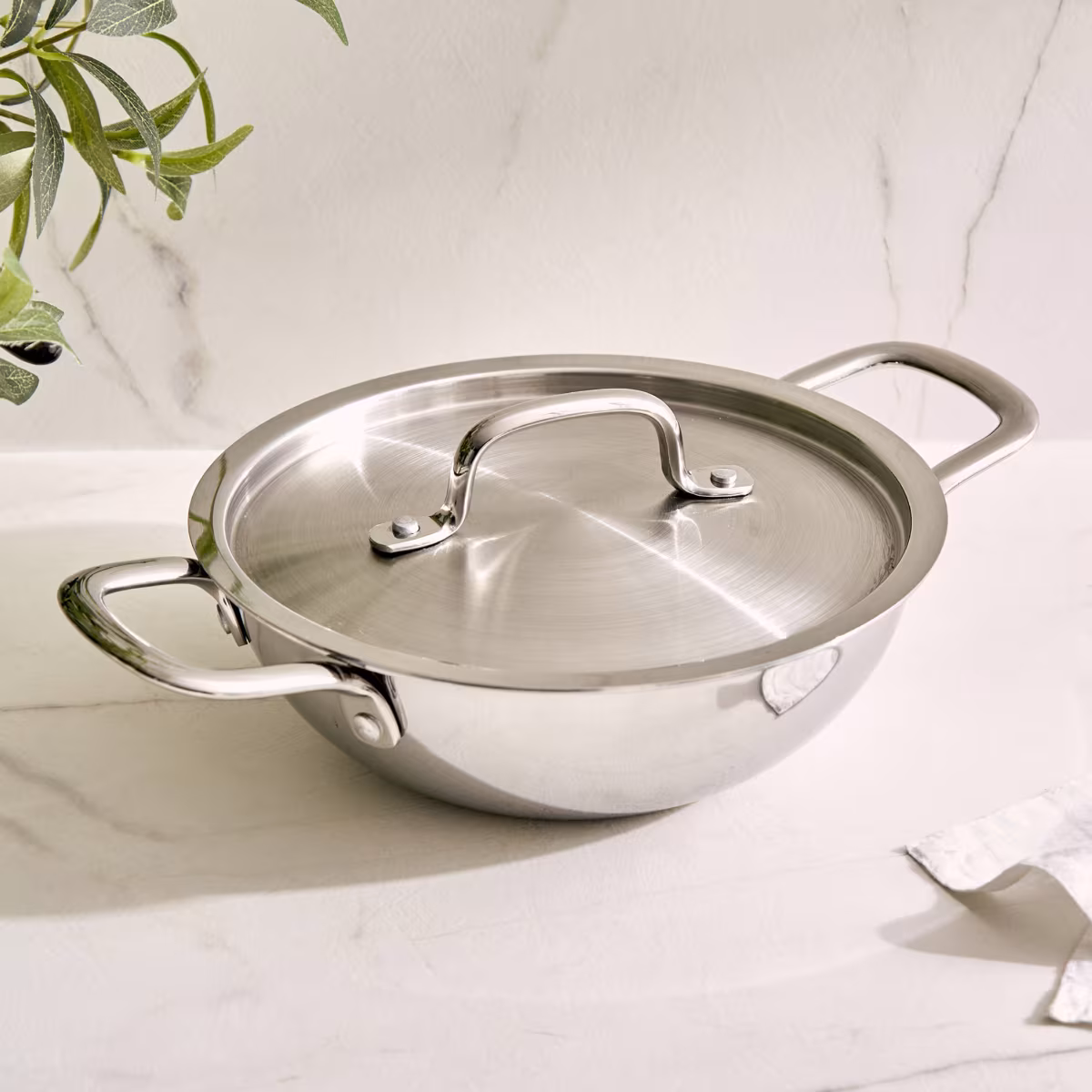 Valeria Carin Tri-Ply Stainless Steel Induction Compatible Kadhai with Lid - 1.6L in Silver