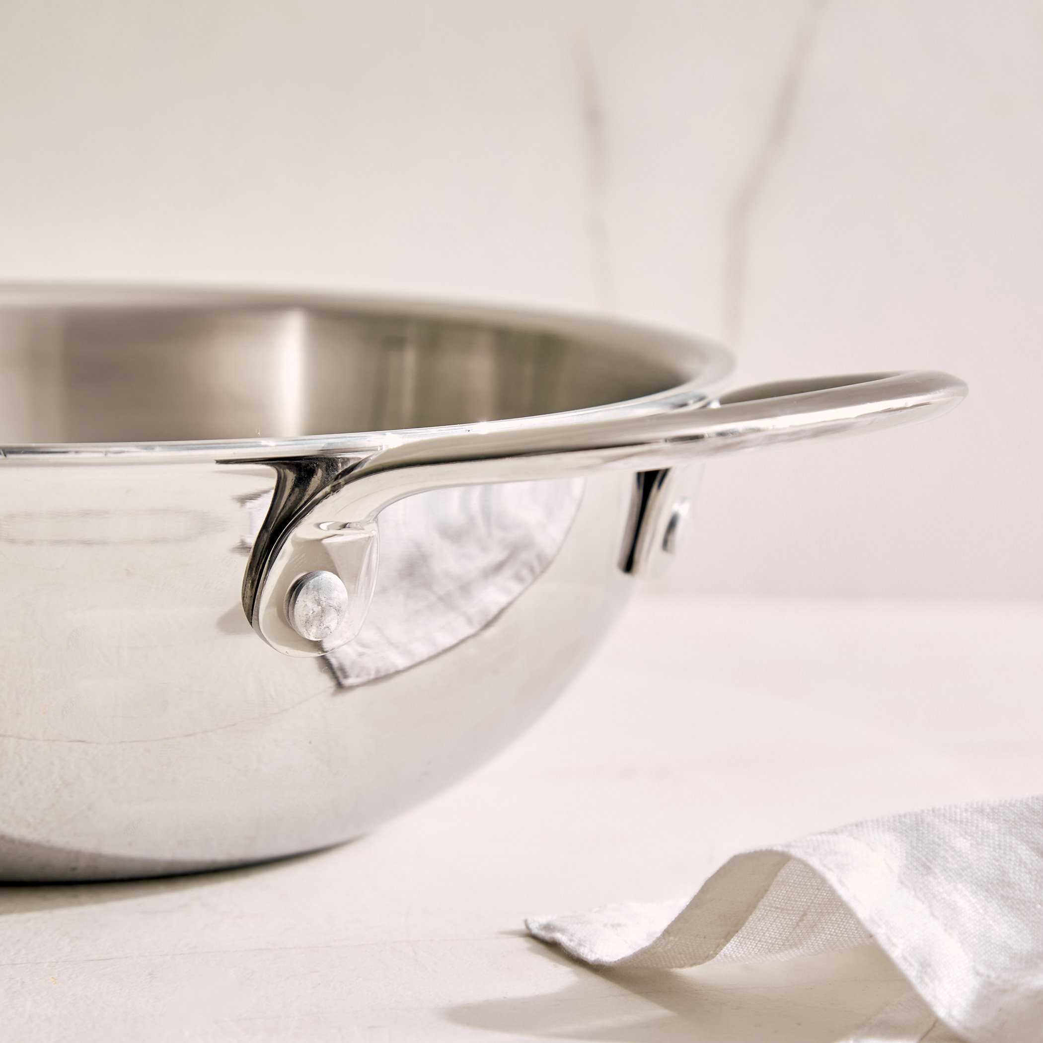 Valeria Carin Tri-Ply Stainless Steel Induction Compatible Kadhai with Lid - 1.6L in Silver