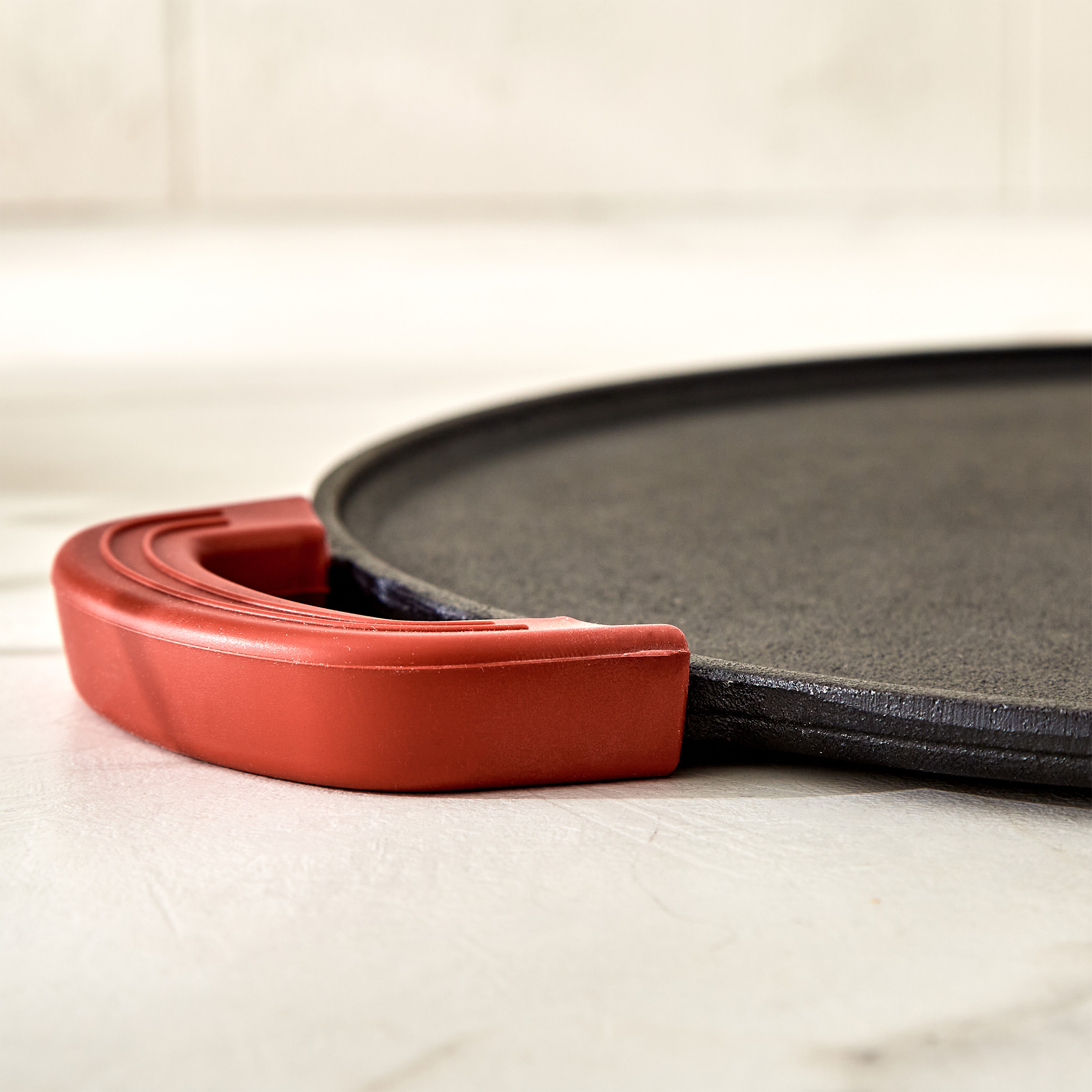 Terra Tales Sally Cast Iron Dosa Tawa - 30cm in Black