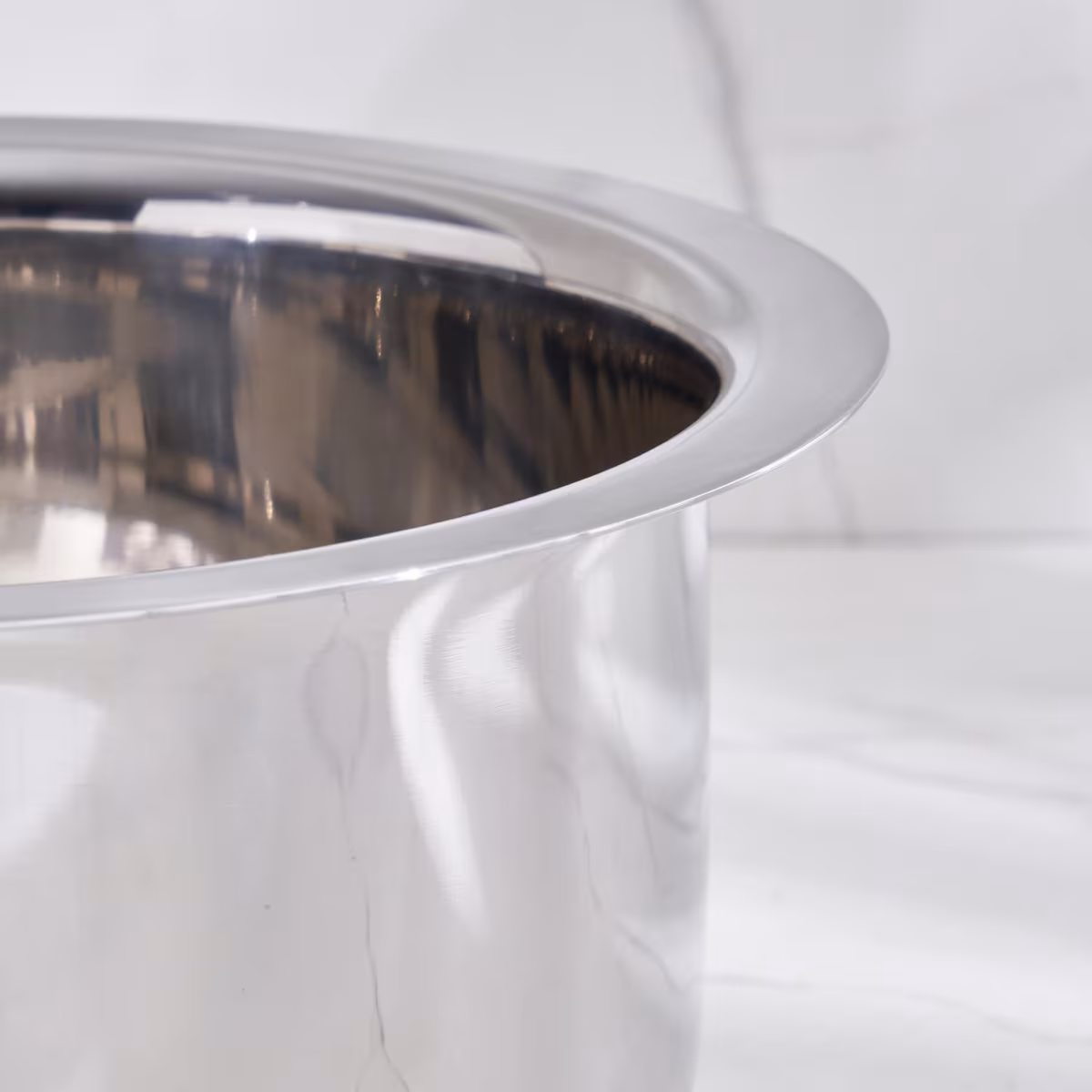Adalyn Grit Stainless Steel Induction Compatible Pot - 2.5L in Silver