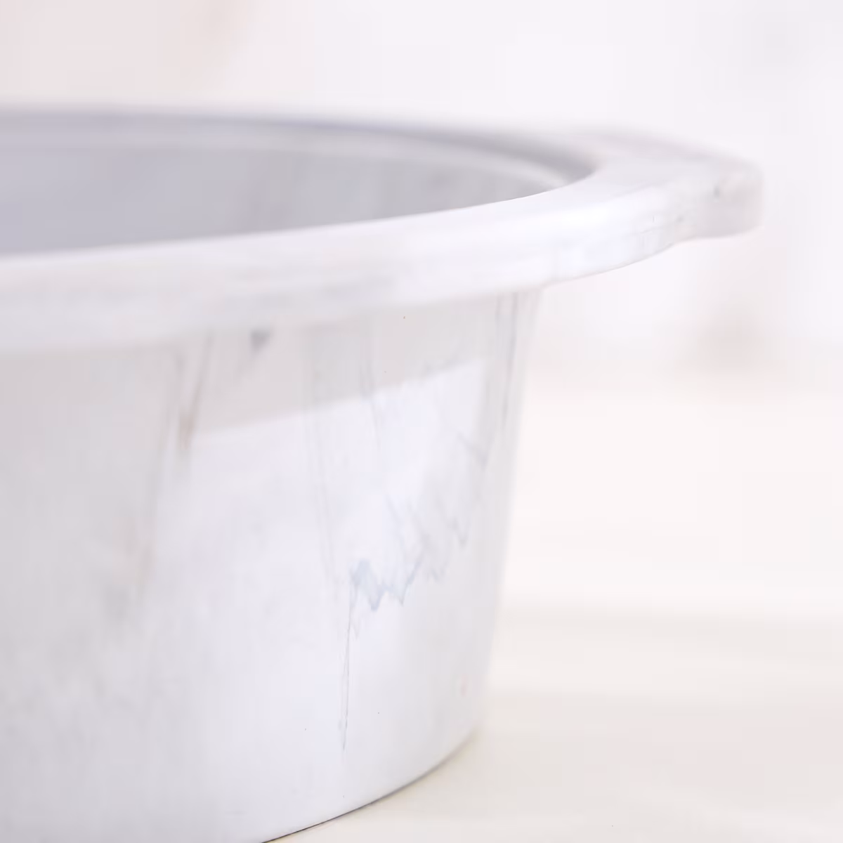 Bakers Pride Floura Silicone Baking Pan in Grey