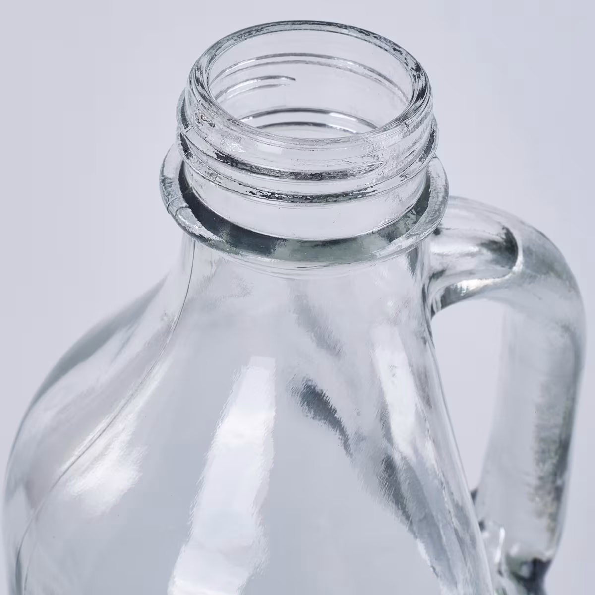 Marley Orlanto Set of 4 Glass Bottles - 1L in Transparent