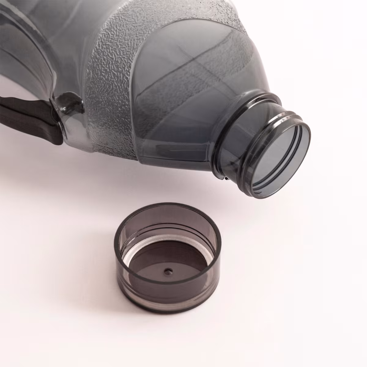 Corsica Marina Set of 2 Water Bottles - 1.3L in Grey