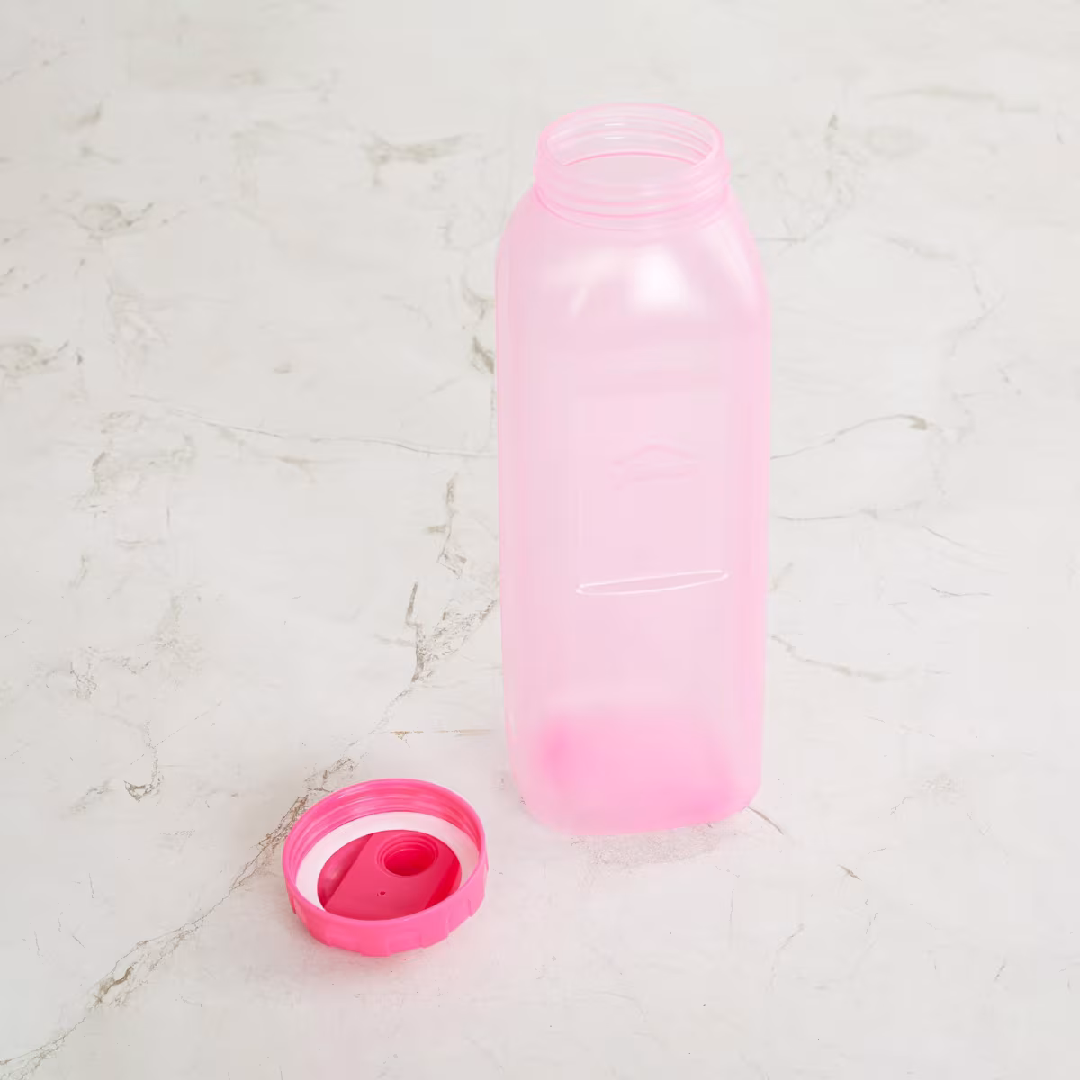 Corsica Oasis Set of 6 Square Spout Bottles - 1.2L in Multicolour