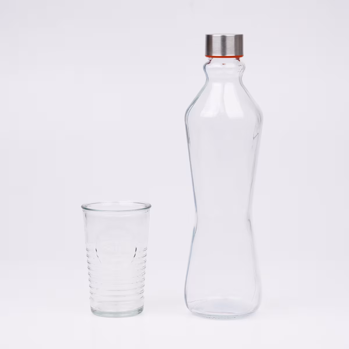 Garnet 5Pcs Glass Bottle and Tumbler Set in Transparent