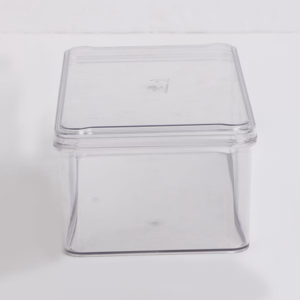 Orion Elfin Fridge Storage Box with Lid in Transparent