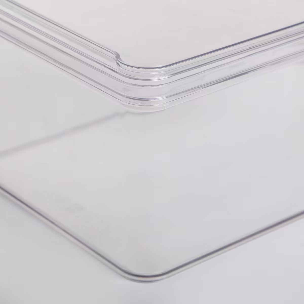 Orion Elfin Fridge Storage Box with Lid in Transparent