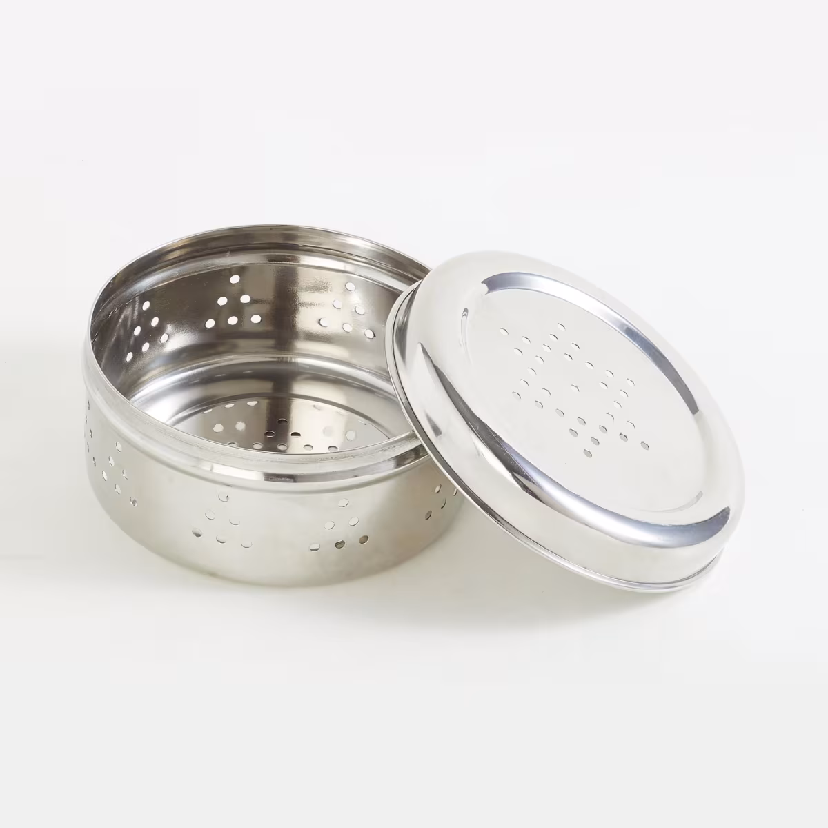 Glovia Stainless Steel Coriander Box with Grater in Silver