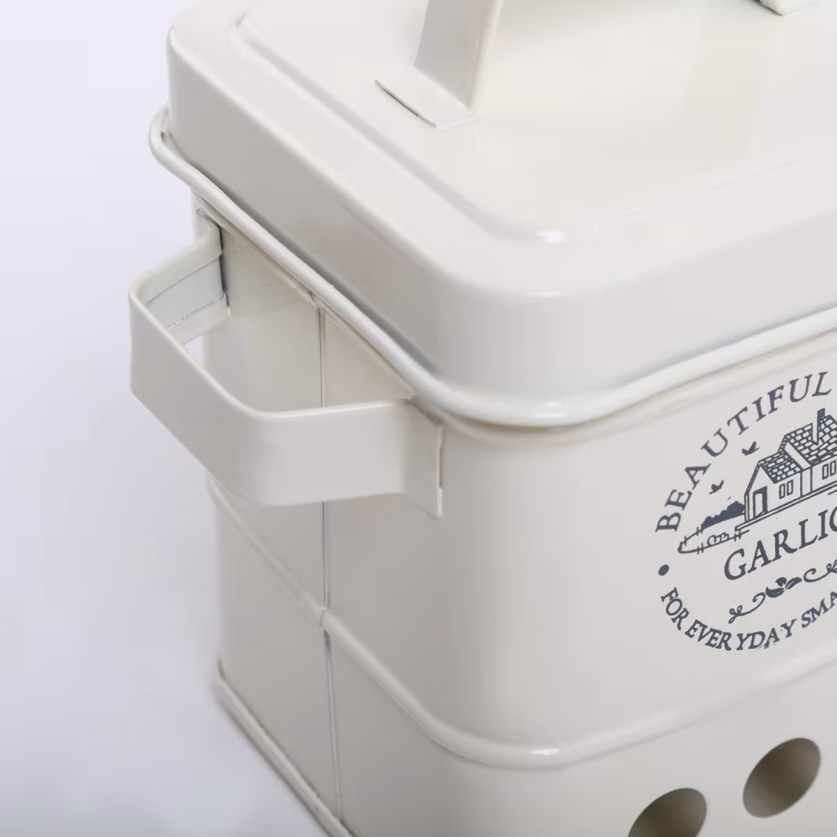 Mendo Iron Garlic Canister in Beige