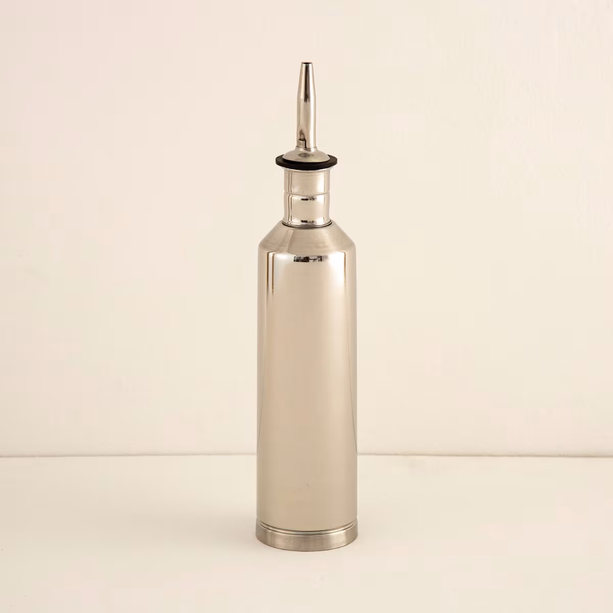 Glovia Stainless Steel Oil Pourer - 250ml in Silver