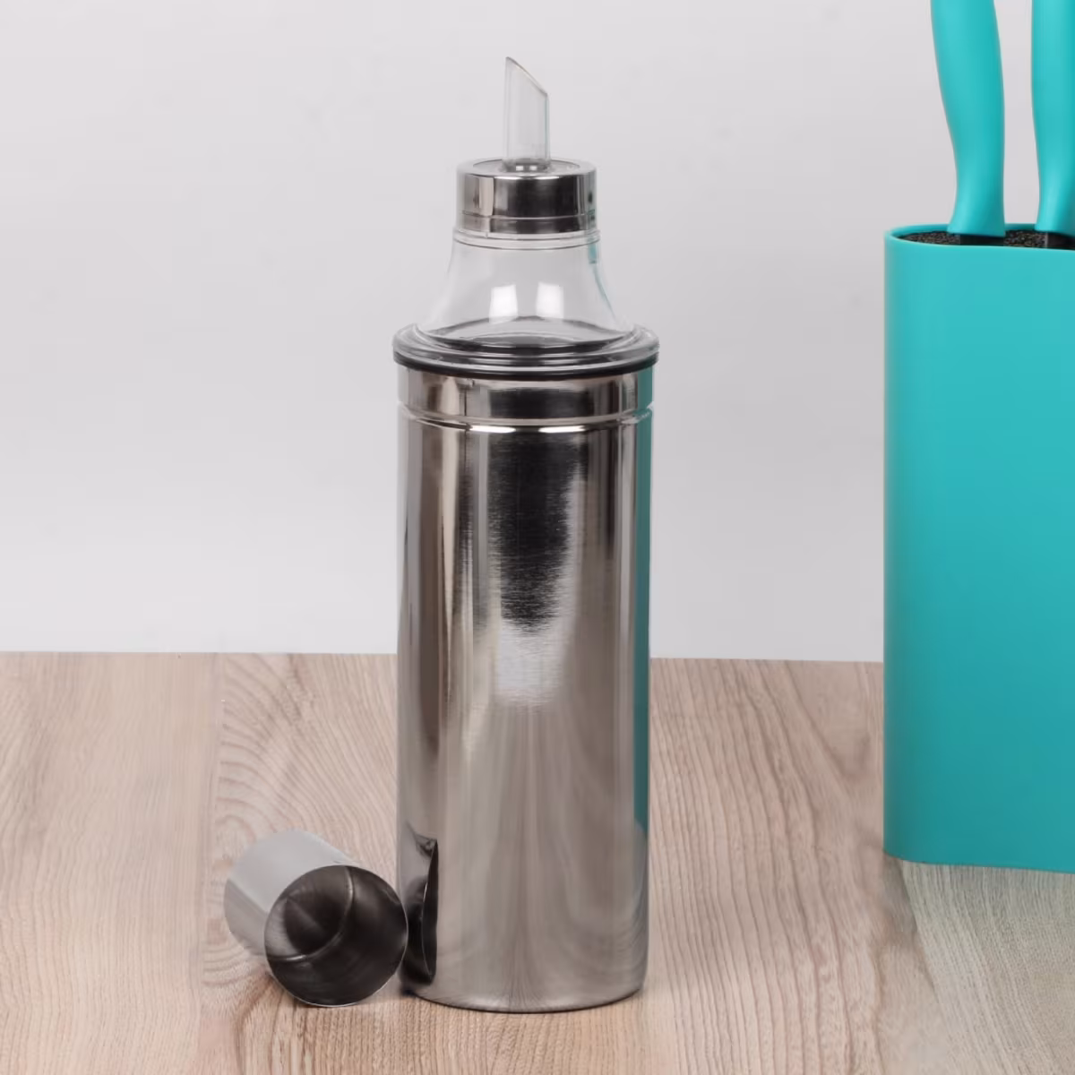 Glovia Stainless Steel Oil Can - 1L in Silver