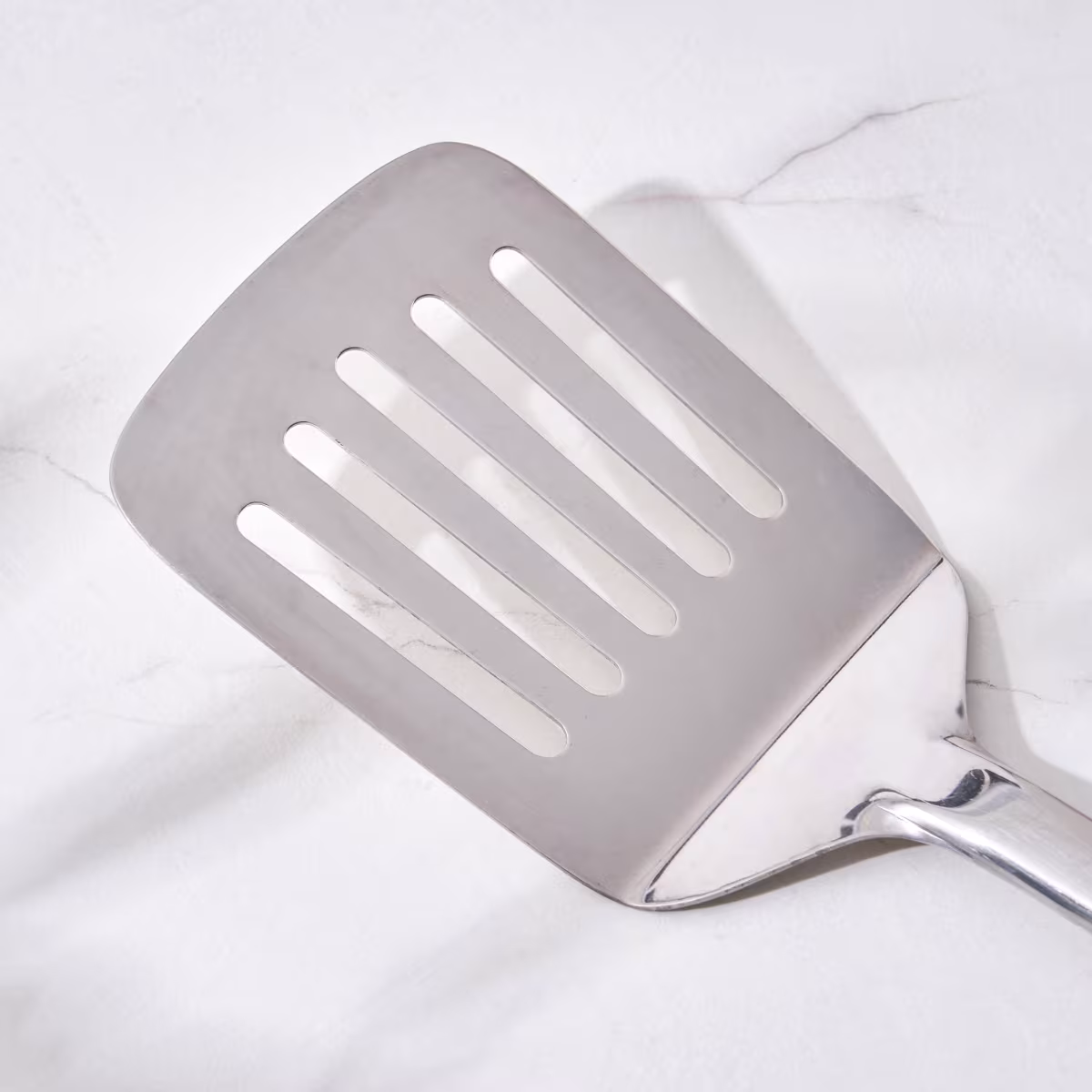 Ferrit Celik Stainless Steel Slotted Turner in Silver